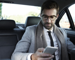 smartphone in de auto